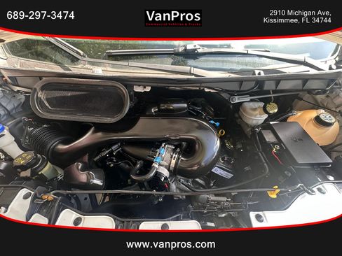 Used 2015 Ford Transit 250 130 Low Roof RWD image 16