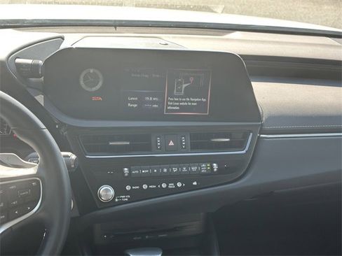 Used 2022 Lexus ES 350 image 27