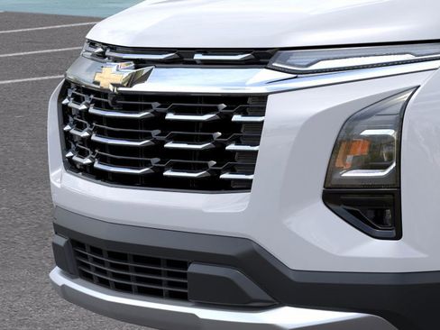 New 2026 Chevrolet Equinox LT w/ Safety and Technology Package image 37
