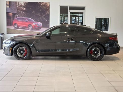 Used 2025 BMW M4 Coupe w/ Executive Package RWD image 4