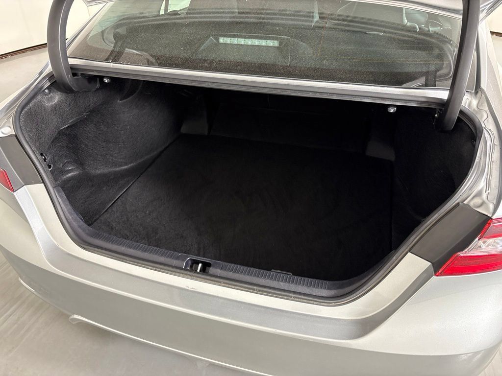 Used 2024 Toyota Camry SE FWD image 20