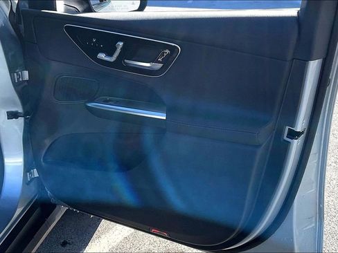 Used 2026 Mercedes-Benz GLC 300 4MATIC image 16