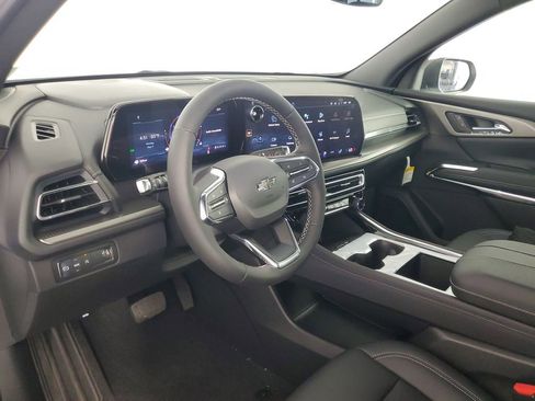 New 2026 Chevrolet Traverse LT w/ Midnight/Sport Edition FWD image 11