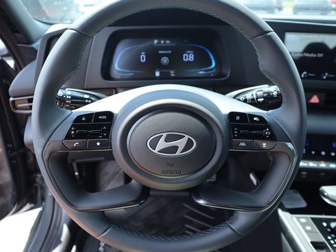 New 2026 Hyundai Elantra SEL Sport Premium FWD image 3