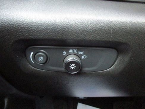 Certified 2023 Chevrolet Traverse Premier w/ Redline Edition image 12