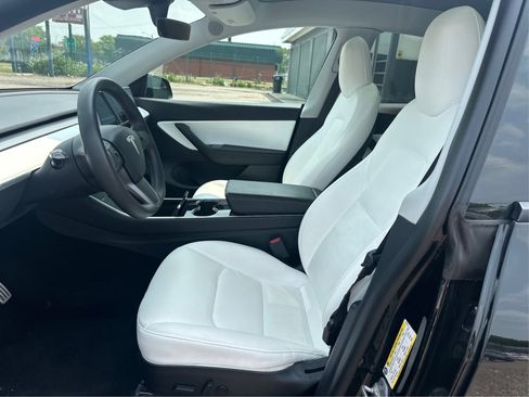 Used 2020 Tesla Model Y Performance image 10