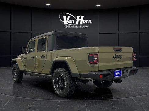 New 2026 Jeep Gladiator Willys AWD/4WD image 3