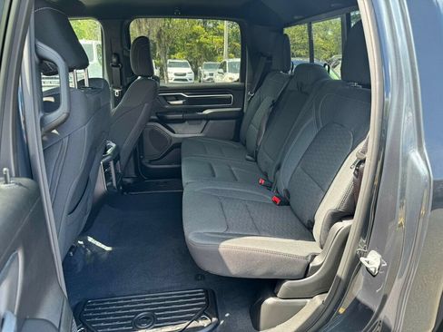 Used 2025 RAM 1500 Big Horn AWD/4WD image 7