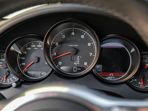 Used 2014 Porsche Cayenne image 16