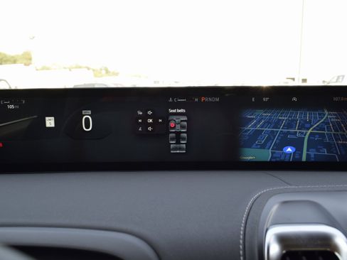 New 2025 Ford Expedition Platinum w/ Driver's Package image 12