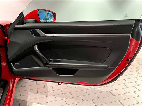 Used 2025 Porsche 911 Carrera T image 27