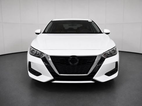 Used 2023 Nissan Sentra SV w/ SV Premium Package FWD image 2