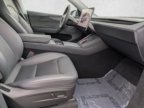 Used 2026 Tesla Model Y AWD image 30