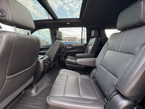 Used 2021 Chevrolet Suburban RST w/ Luxury Package AWD/4WD image 24