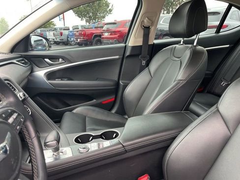 Used 2023 Genesis G70 2.0T AWD/4WD image 10