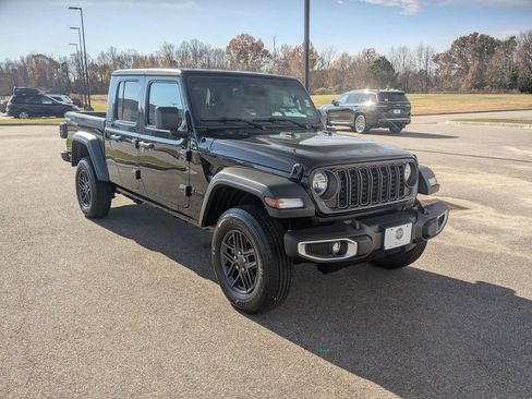 New 2026 Jeep Gladiator Sport AWD/4WD image 7