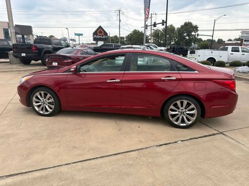 Used 2012 Hyundai Sonata Limited w/ Navigation Pkg FWD image 8