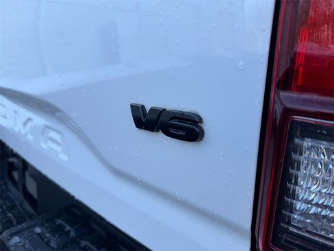 Used 2019 Toyota Tacoma TRD Off-Road image 28