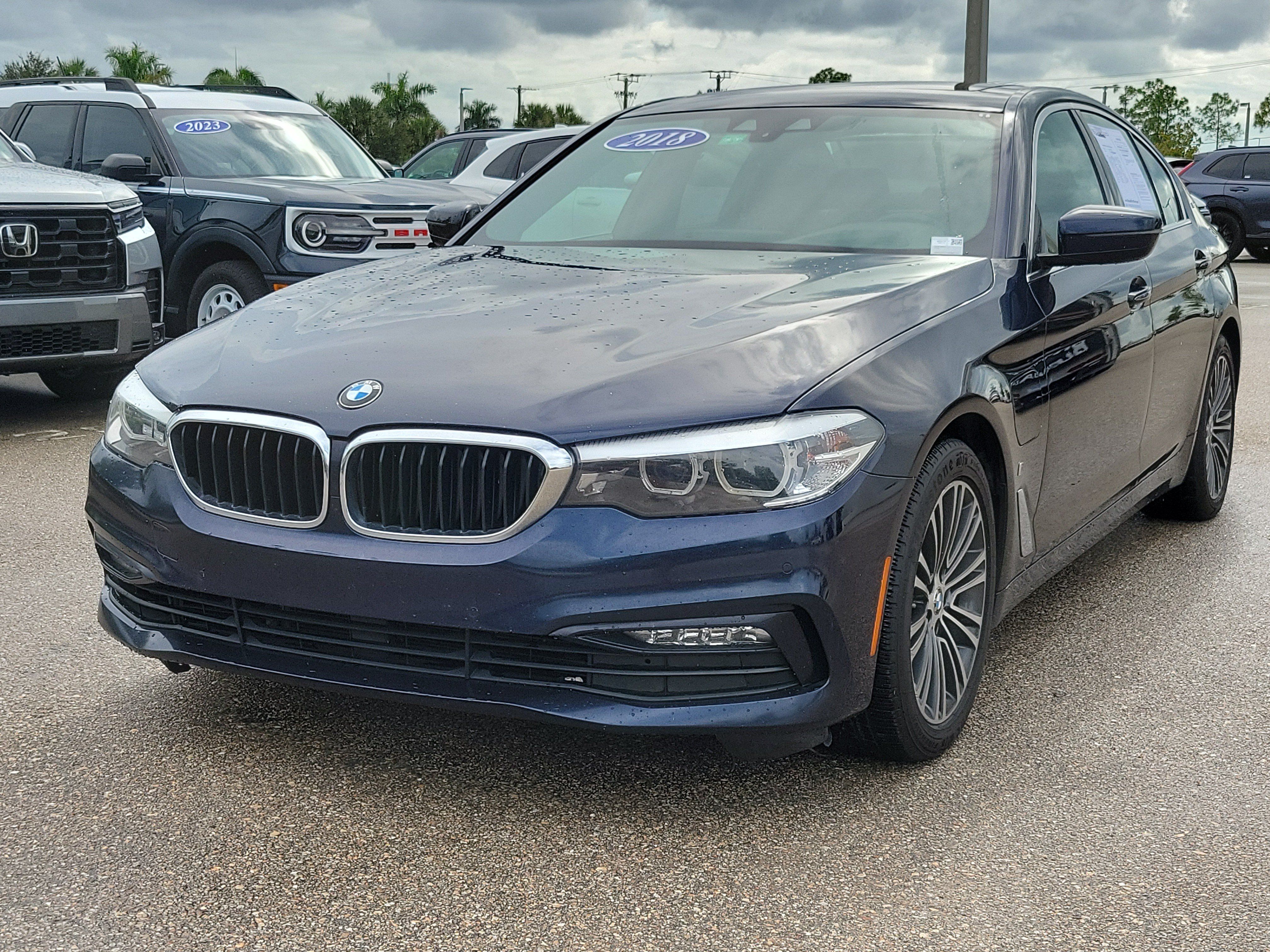 Used 2018 BMW 530e w/ Premium Package 2 RWD image 3