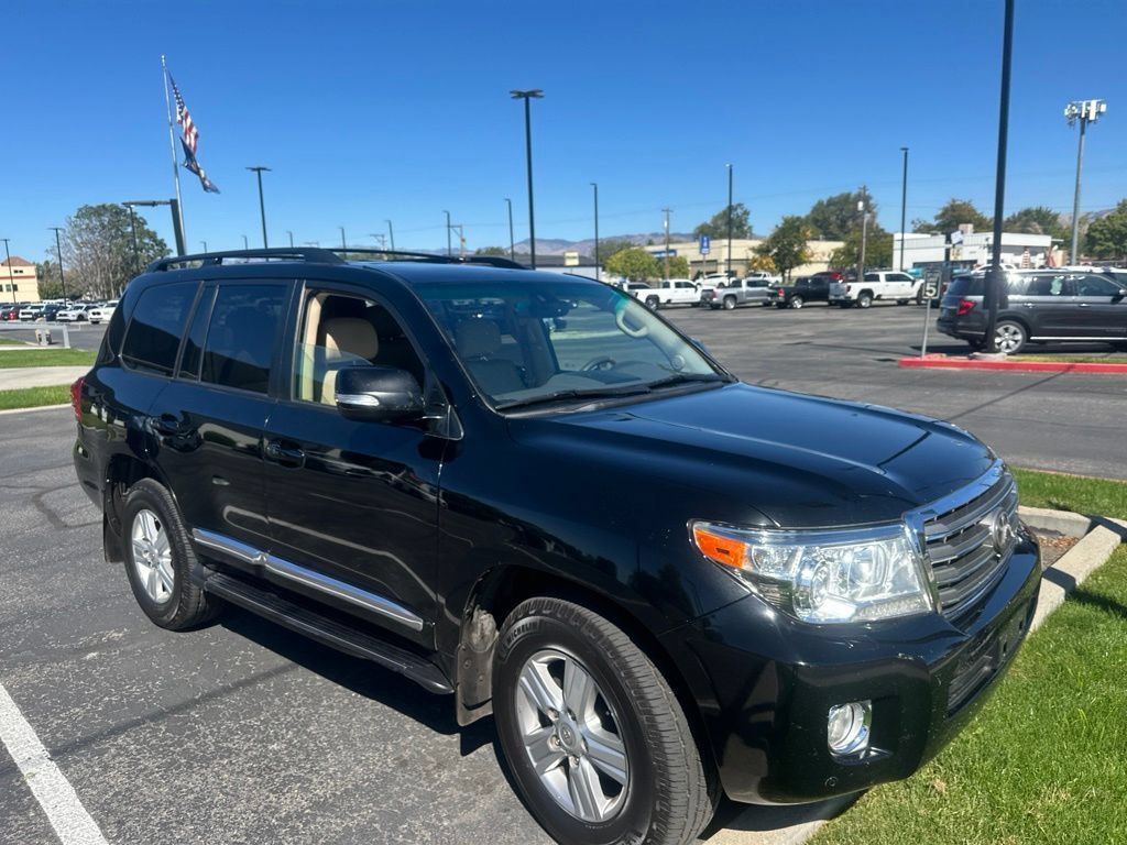 Used 2015 Toyota Land Cruiser AWD/4WD image 14