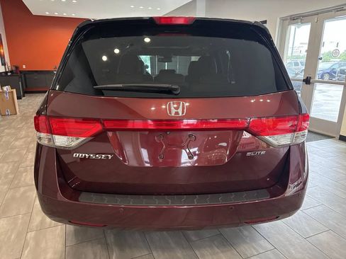 Used 2016 Honda Odyssey Touring Elite image 6