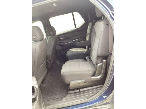 Used 2023 Chevrolet Traverse LT w/ Midnight/Sport Edition AWD/4WD image 12