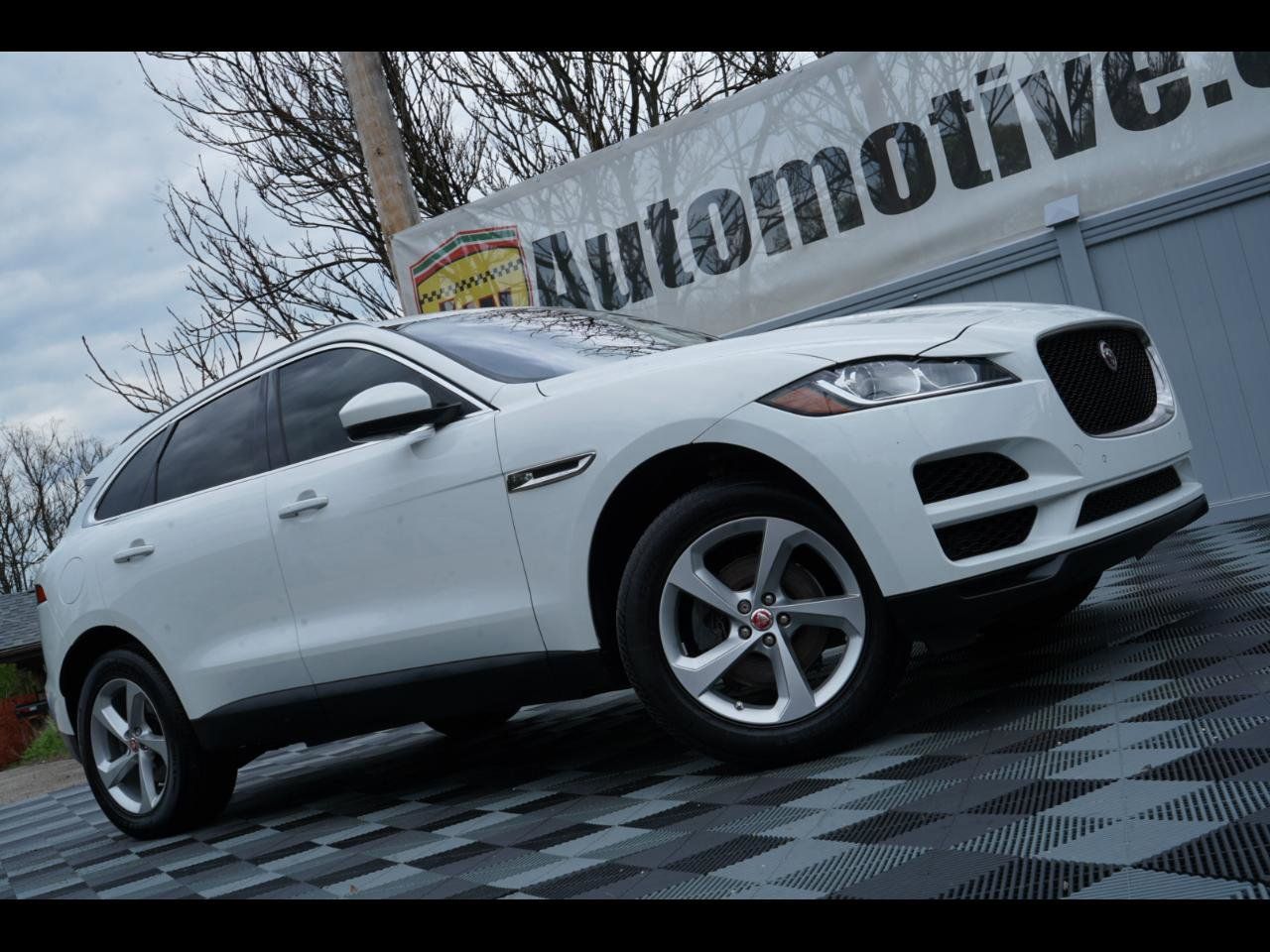 Used 2020 Jaguar F-PACE Premium AWD/4WD image 1