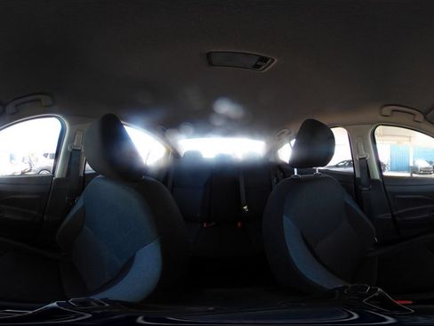 Used 2025 Nissan Versa SV FWD image 40