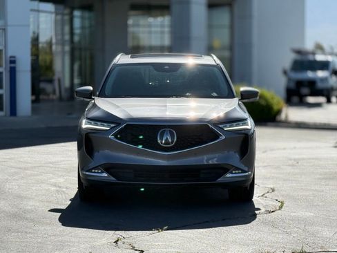 Used 2023 Acura MDX SH-AWD w/ Advance Package image 2