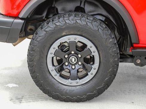 Used 2021 Ford Bronco 4-Door AWD/4WD image 11