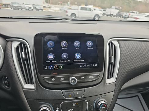 Used 2023 Chevrolet Malibu LS image 18