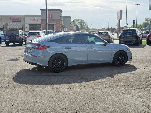 Used 2024 Honda Civic Sport image 4