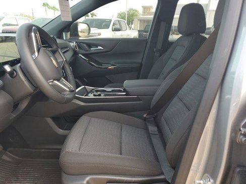 New 2026 Chevrolet Equinox LT FWD image 17