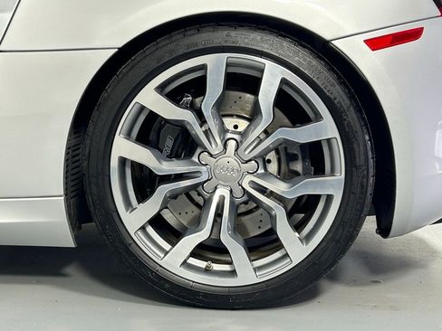 Used 2012 Audi R8 V10 image 34