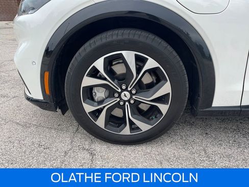 Certified 2023 Ford Mustang Mach-E Premium AWD/4WD image 23