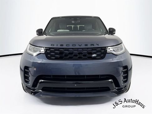 Used 2024 Land Rover Discovery Dynamic SE AWD/4WD image 2