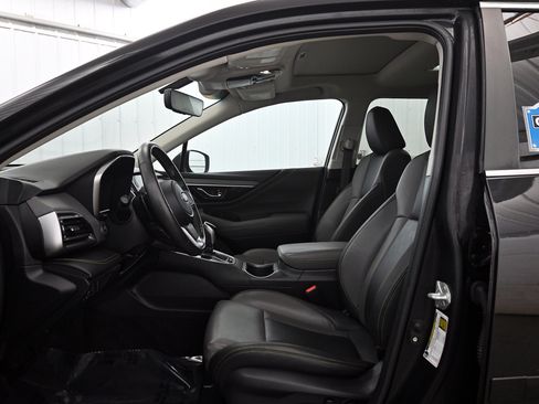 Used 2021 Subaru Outback Onyx Edition XT w/ Popular Package #2 image 4