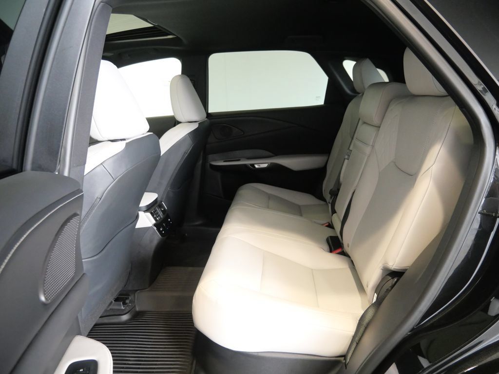 Used 2025 Lexus RX 350 Premium w/ Accessory Package AWD/4WD image 28