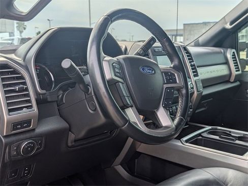 Used 2021 Ford F250 Platinum w/ FX4 Off-Road Package image 11