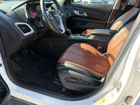 Used 2017 GMC Terrain SLT image 9