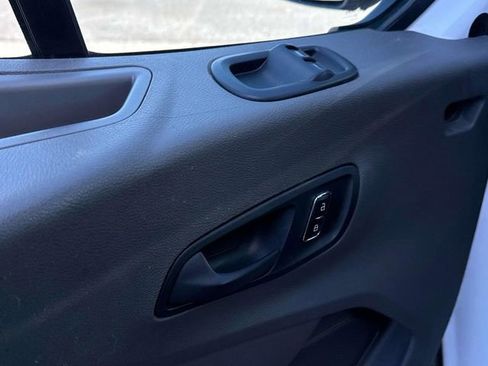 Used 2023 Ford Transit 250 Medium Roof image 16