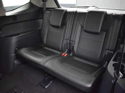 Used 2023 Volkswagen Atlas SE AWD/4WD image 15