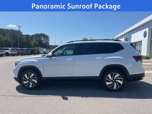 New 2026 Volkswagen Atlas SE FWD image 3