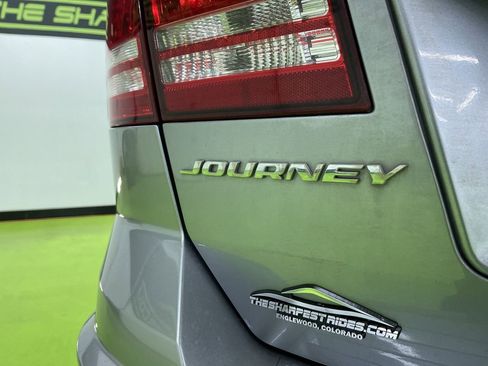 Used 2020 Dodge Journey SE image 13