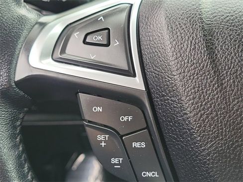 Certified 2023 Ford Edge SEL image 8