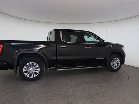 Used 2024 GMC Sierra 1500 Denali w/ Technology Package AWD/4WD image 21