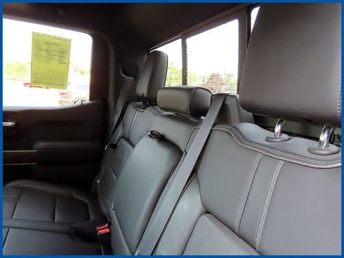 Used 2019 Chevrolet Silverado 1500 High Country w/ Safety Package II AWD/4WD image 11