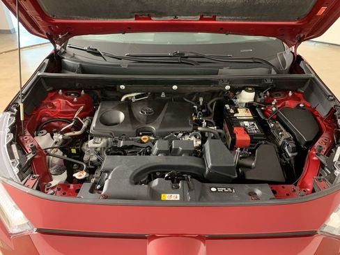 Used 2024 Toyota RAV4 LE image 40