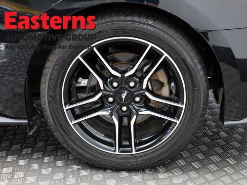 Used 2023 Ford Mustang Premium image 30