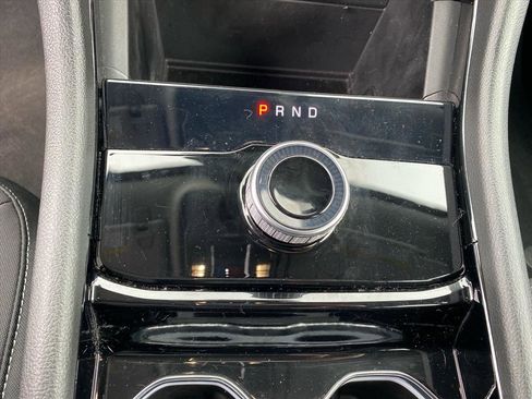 Used 2023 Jeep Grand Cherokee Laredo AWD/4WD image 11